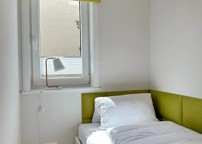 Ebbe Flut, Whg 3 Lägenhet *